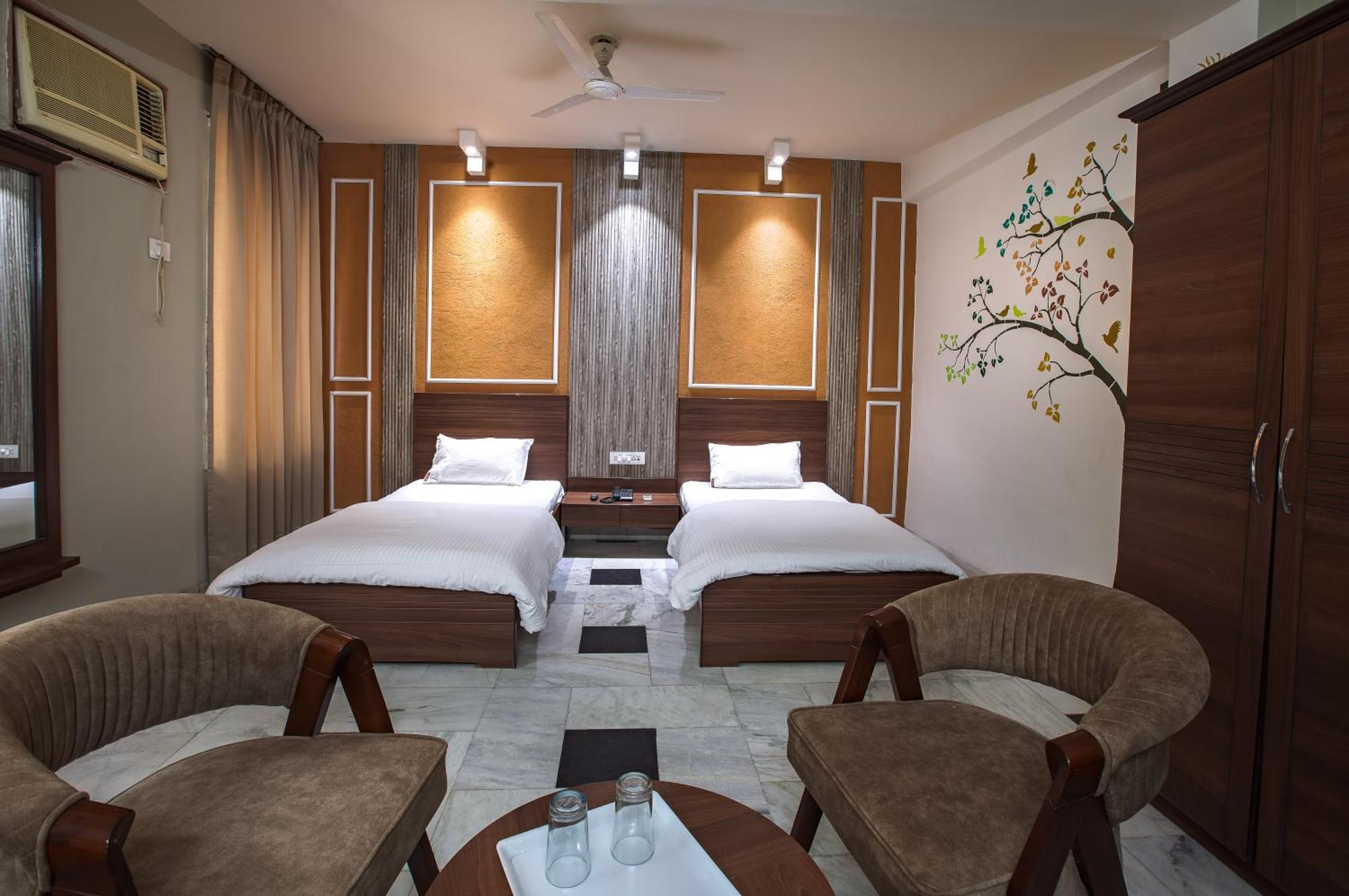 Hotel Bhakti Dhama Vrindāvan Extérieur photo