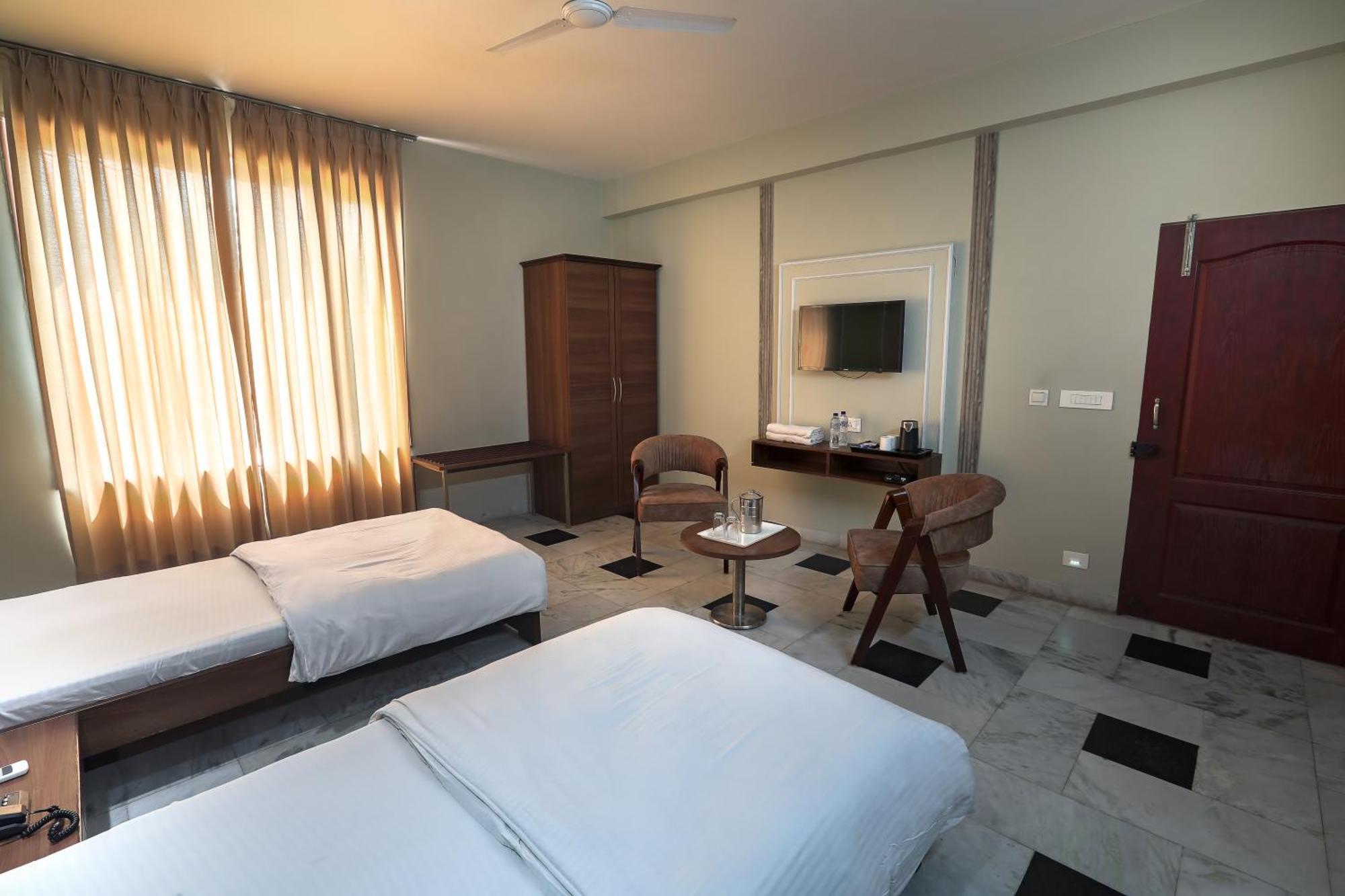 Hotel Bhakti Dhama Vrindāvan Extérieur photo
